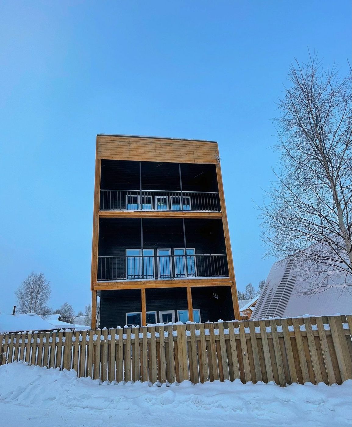 Дом Modern Crealife — трёхэтажный